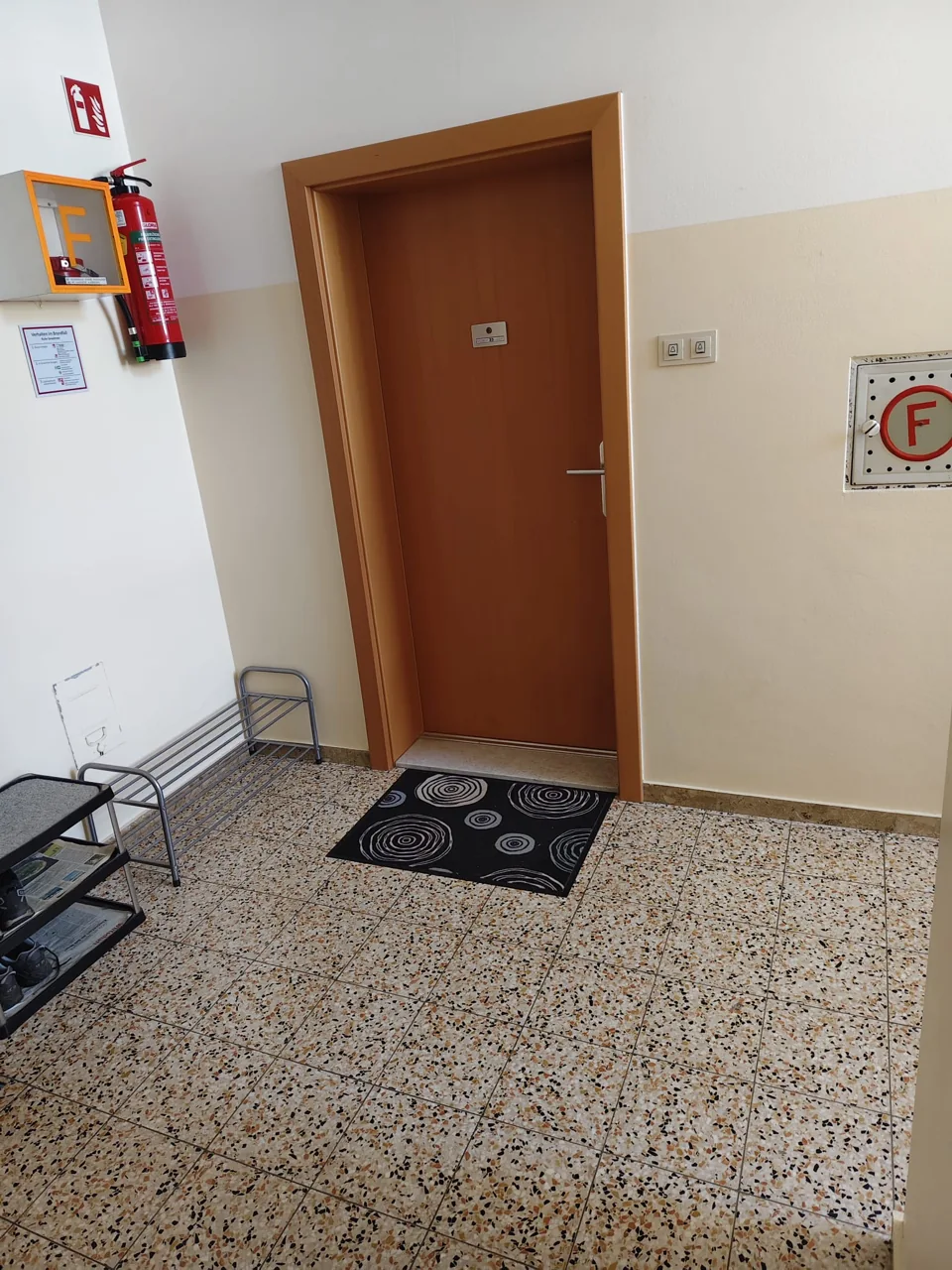 Wohnungstür des Apartments Alter Brummi